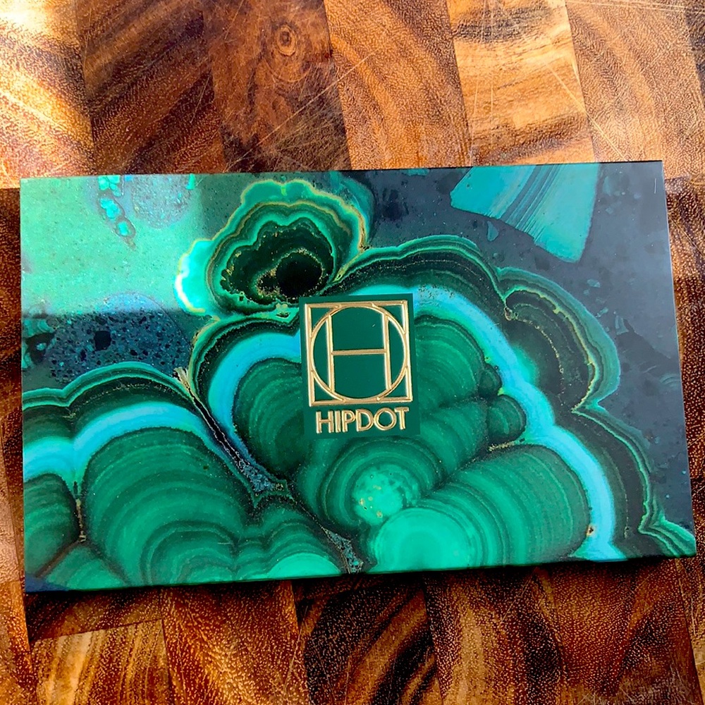Hipdot eyeshadow